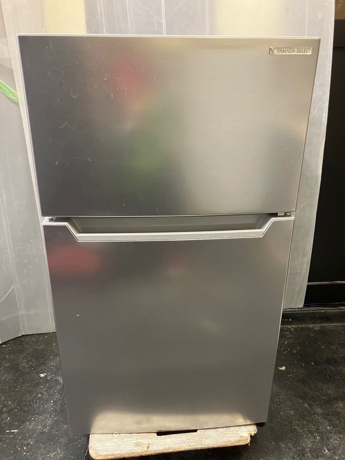 2022冷蔵庫ヤマダ電機 87㍑ 取説保証書有 付属品完備 梱包発送たメル便 2022冷蔵庫ヤマダ電機 87㍑ 取説保証書有 付属品完備 梱包発送たメル便