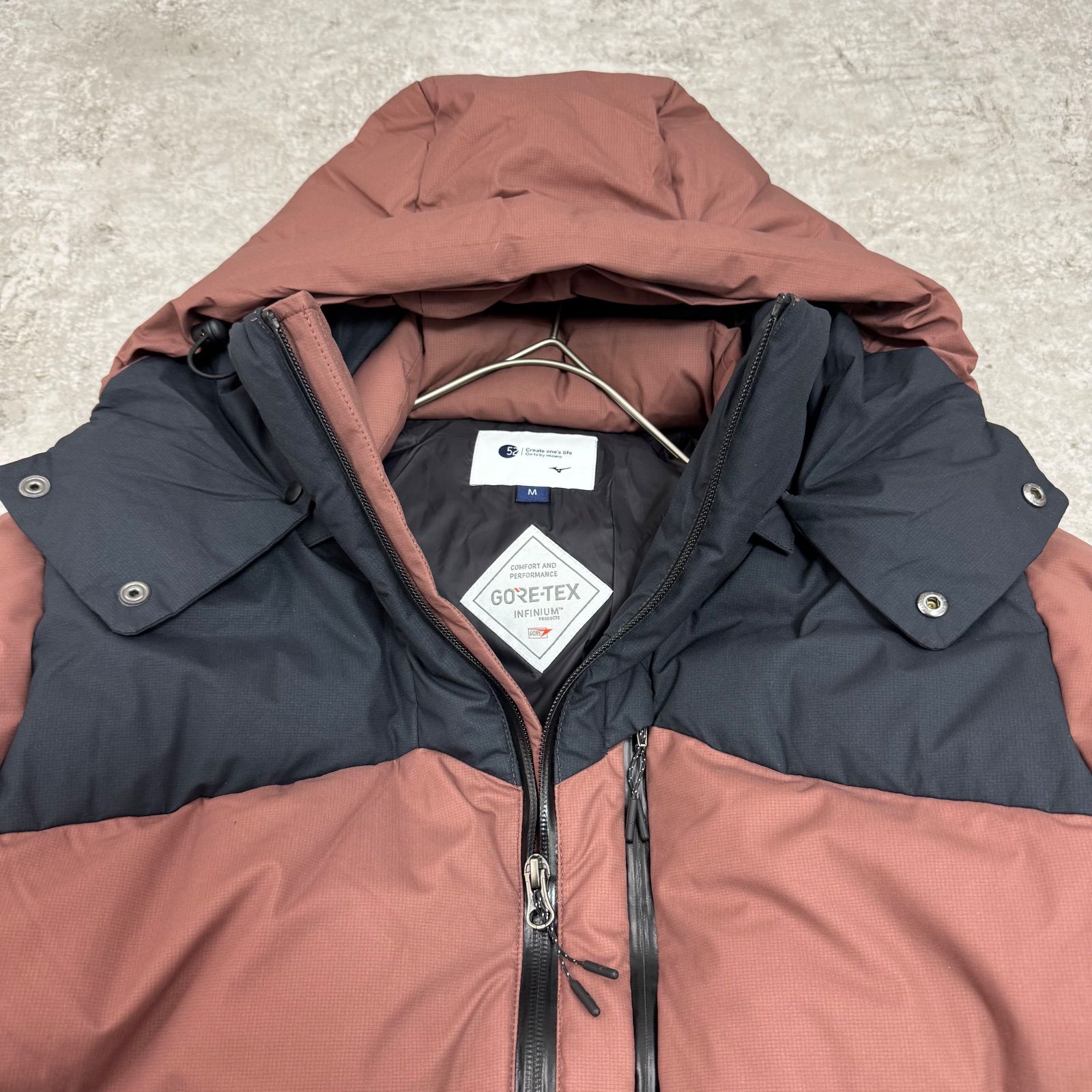 未使用】mizuno ダウンジャケット 吸湿発熱 WINDSTOPPER ダウラギリ 