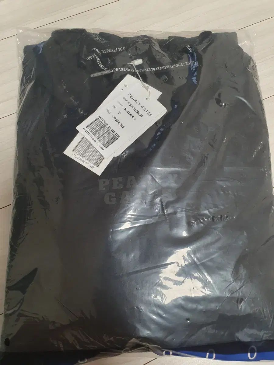 パーリーゲイツ ブラック フーディー 商品