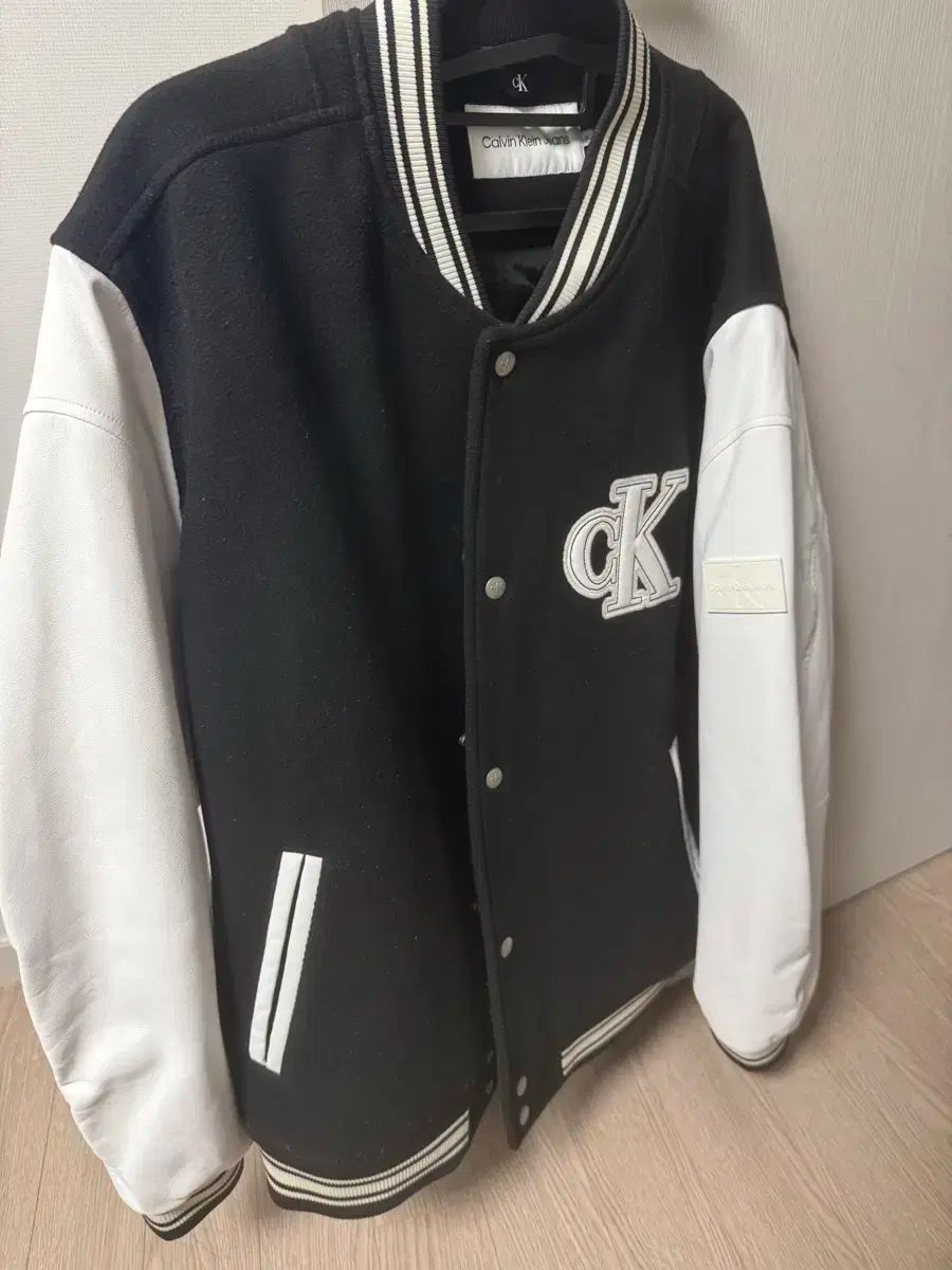 Calvin Klein ジーン メンズ スタジャン ジャケット