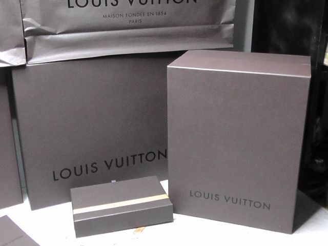 Louis Vuitton ルイヴィトン 空き箱 空箱 紙袋 2511 M - メルカリ