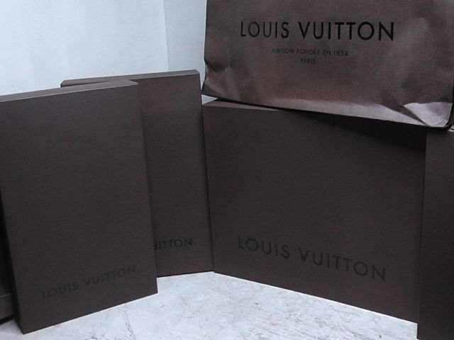 Louis Vuitton ルイヴィトン 空き箱 空箱 紙袋 2511 M - メルカリ