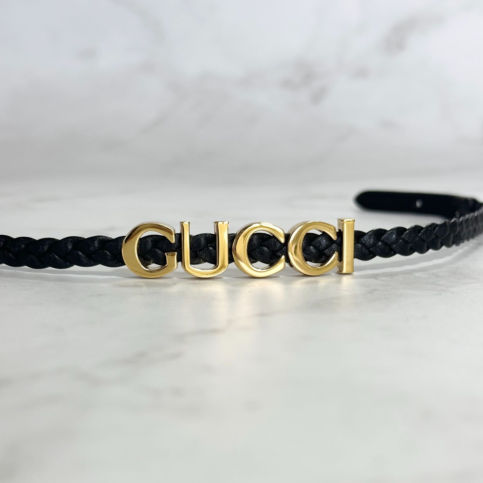 GUCCI チョーカー ロゴ レザー ブラック ゴールド 黒 グッチ ネックレス