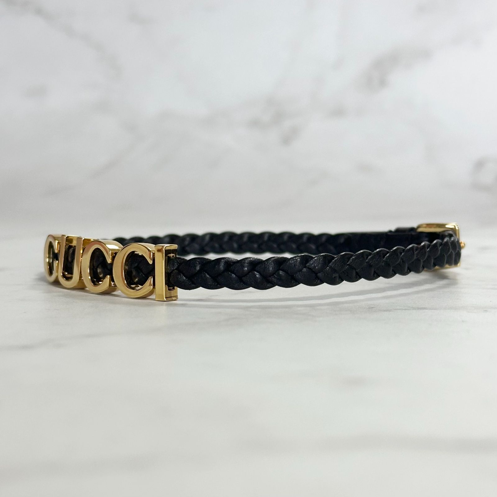 GUCCI チョーカー ロゴ レザー ブラック ゴールド 黒 グッチ 