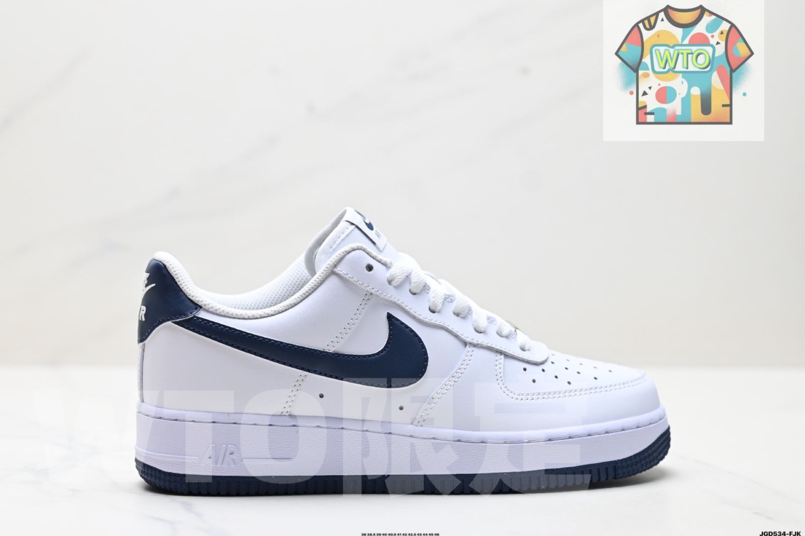 NIKE AIR FORCE 1‘07オリジナル型紙とボードを使用した ロートップエアフォースワンのフォルムを再現 WTO輸入4