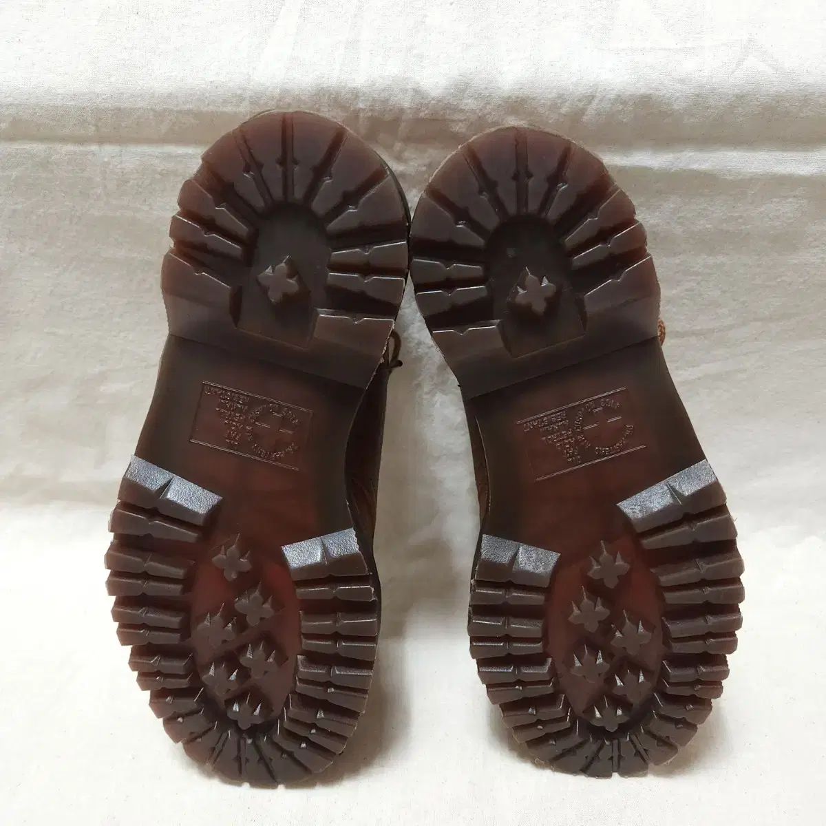  3 UK DR. MARTENS ドクターマーチン ブラウン SMITHS 225 230 スニーカー 靴