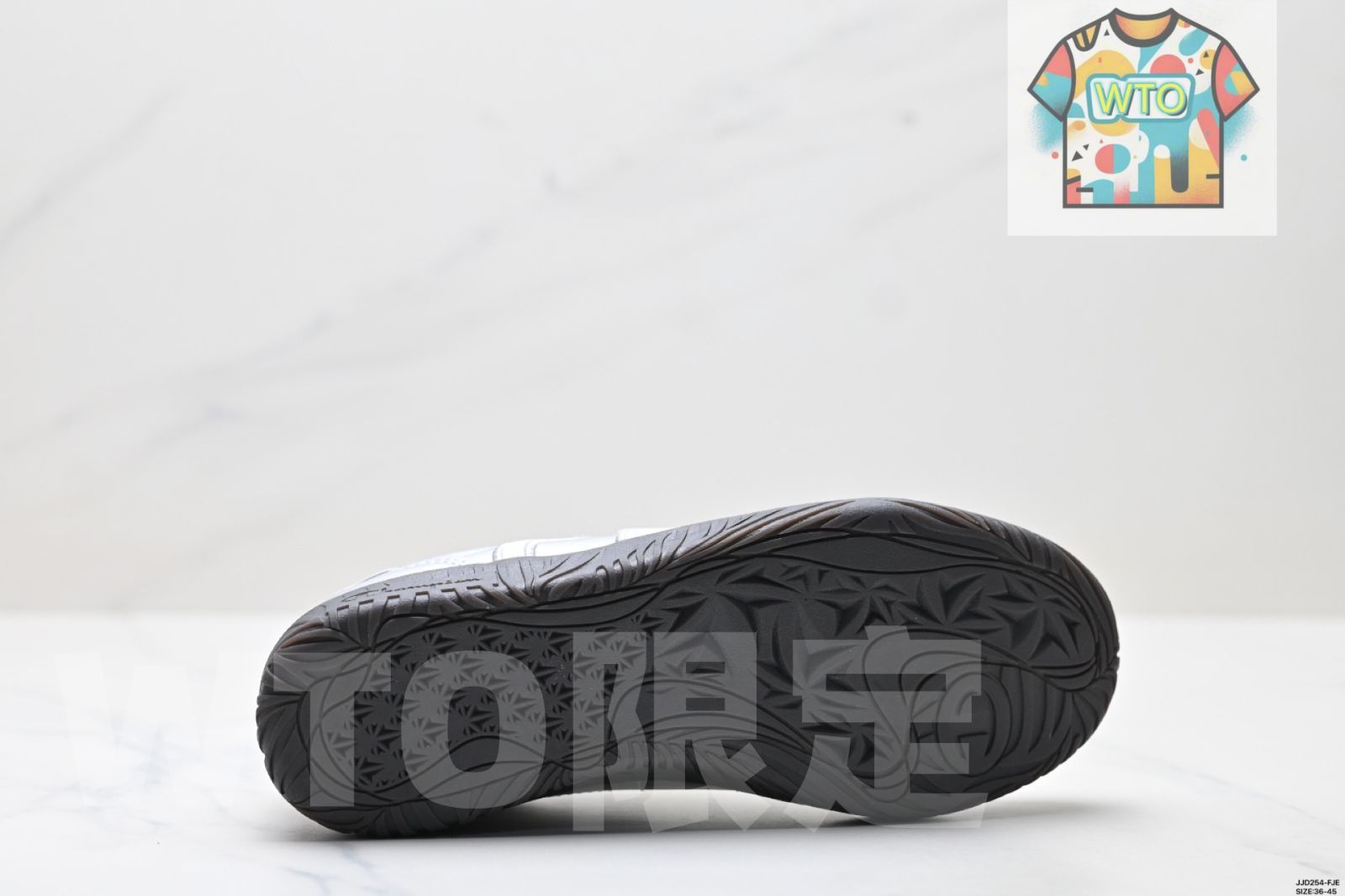 ウィメンズ 2025