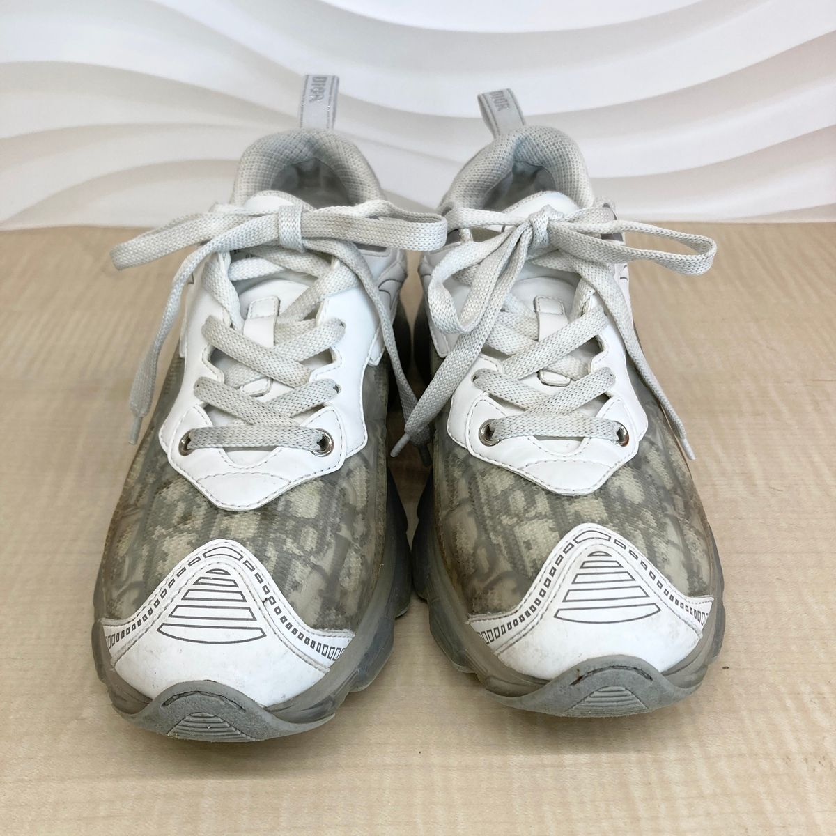 Christian Dior クリスチャンディオール Dior Vibe ディオール