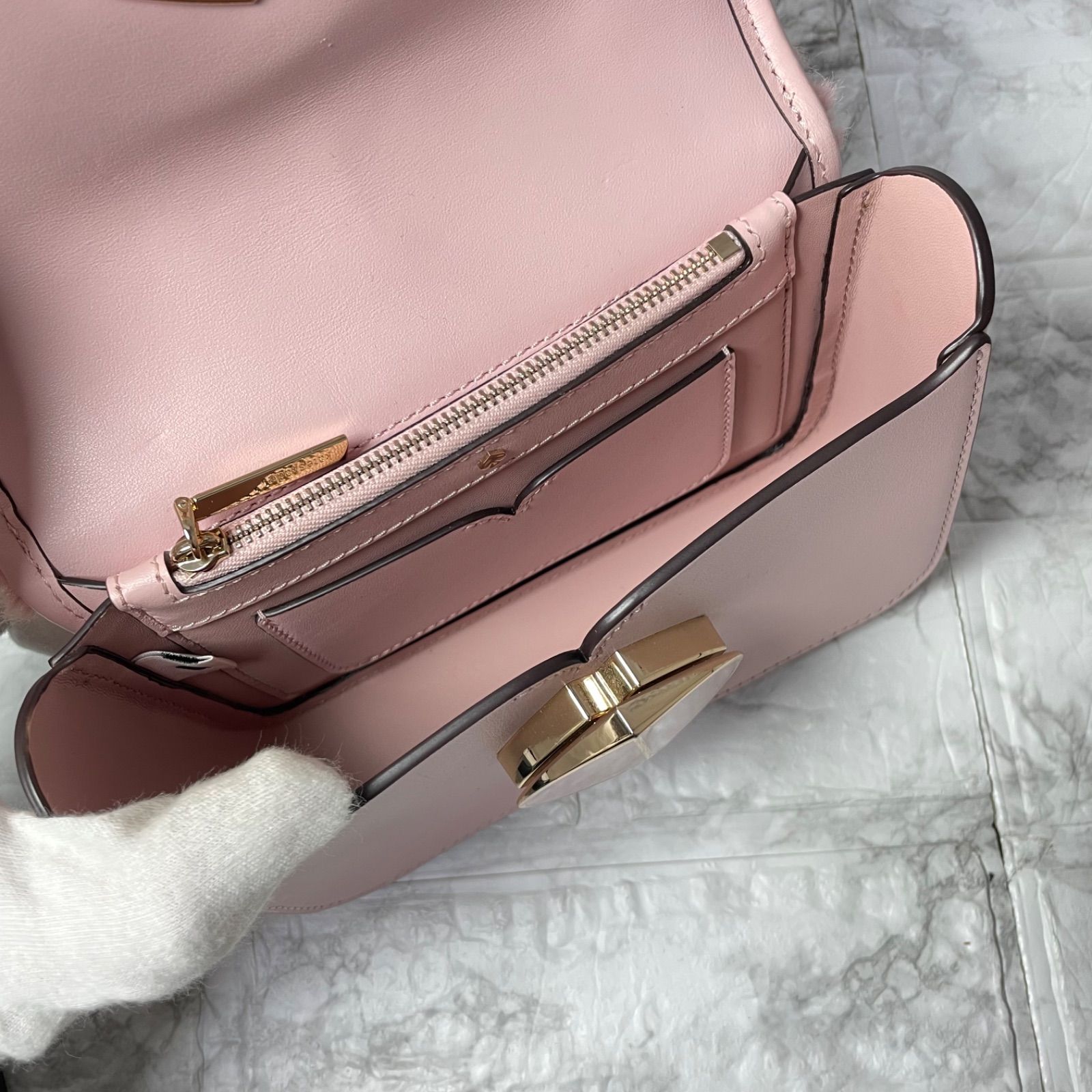 katespade ケイトスペード バッグ チェーン ファー ピンク ハート 