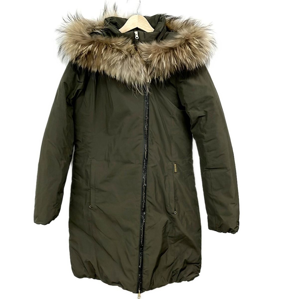 WOOLRICH ウールリッチ ダウンコート サイズs S レディース - カーキ 長袖 ジップアップ 冬