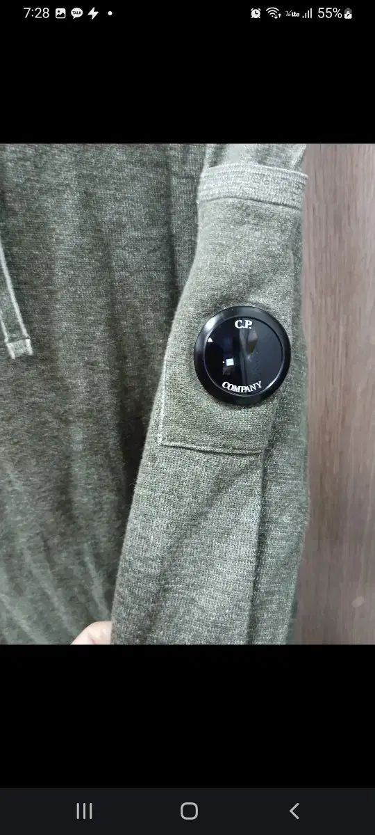 メンズ C.P. COMPANY フーディー Tシャツ オリーブ グリーン (95-100