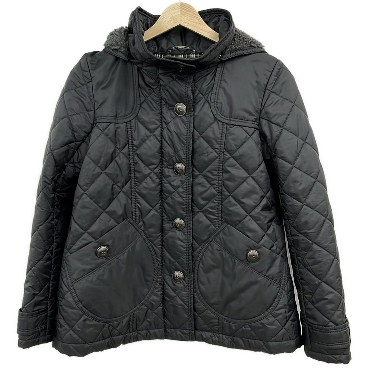 Burberry Blue Label バーバリーブルーレーベル コート サイズ38 M レディース - 黒 長袖 キルティング ジップアップ フード着脱可 秋 冬