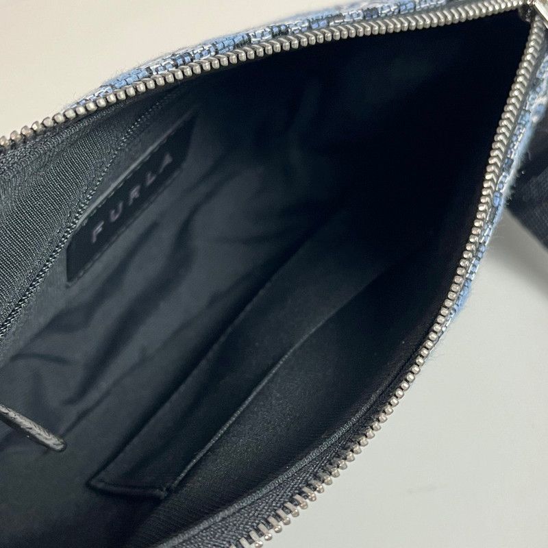  FURLA フルラ ショルダーバッグ 斜めかけ クロスボディ ムーン スモール wb 00335 180-250608-SS-06-ich ショルダーバッグ バッグ