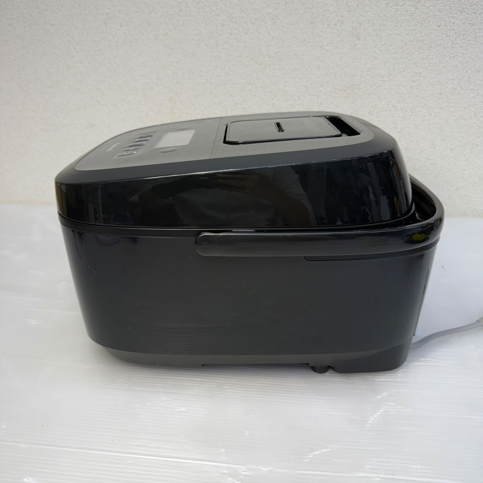 ☆パナソニック 炊飯器☆SR-FE101 Panasonic 2023年製 ジャー炊飯器