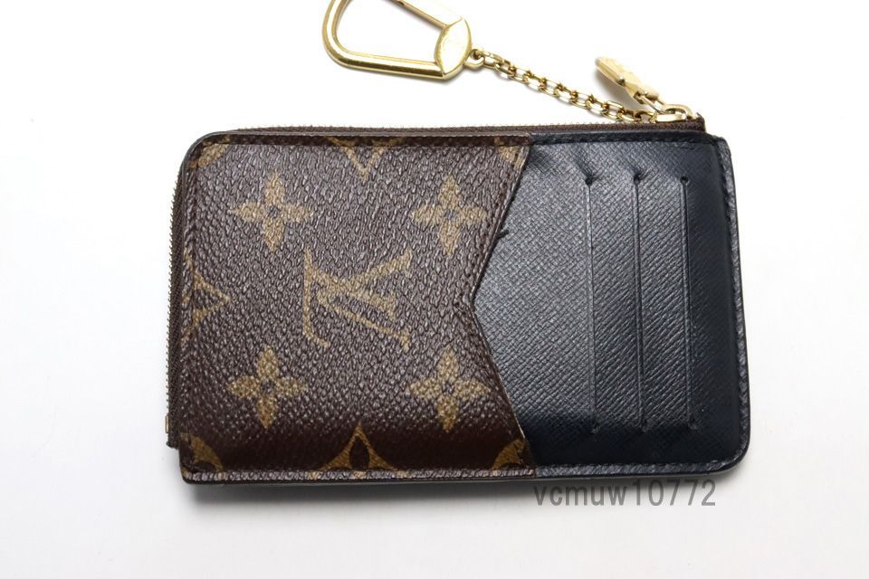 レザー ラウンドファスナー