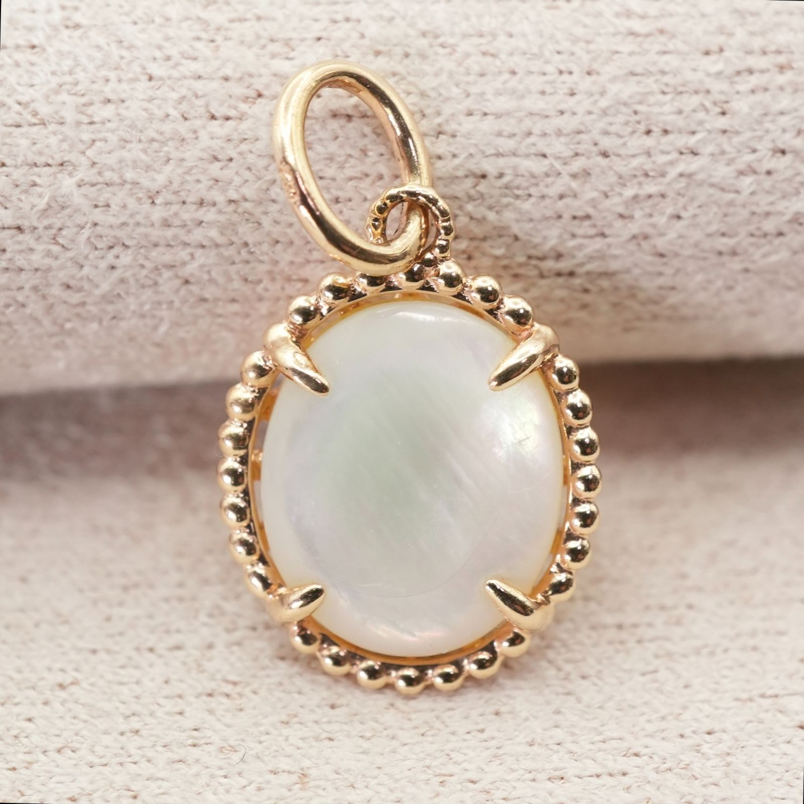 アガット　K10クォーツ白蝶貝　チャーム アガット リバーシブル チャーム K10 白蝶貝×クォーツ/25-1939S agete