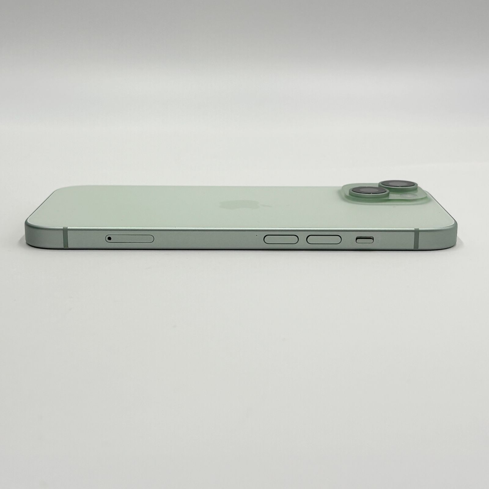 新品同様 美品 iPhone 15 128GB SIMフリー MTMM3J/A グリーン