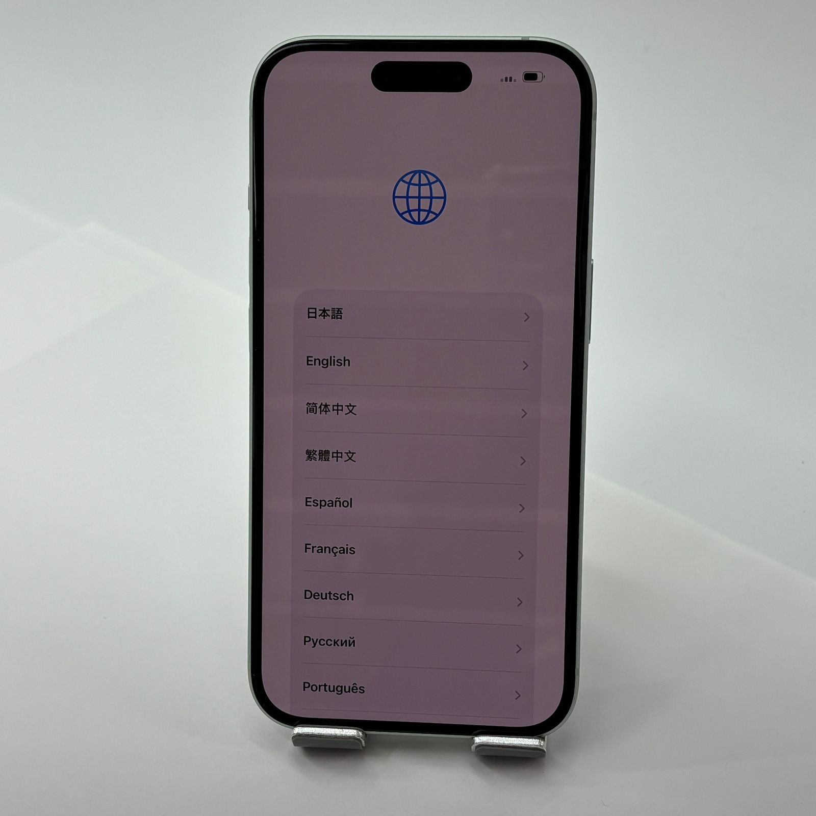 新品同様 美品 iPhone 15 128GB SIMフリー MTMM3J/A グリーン