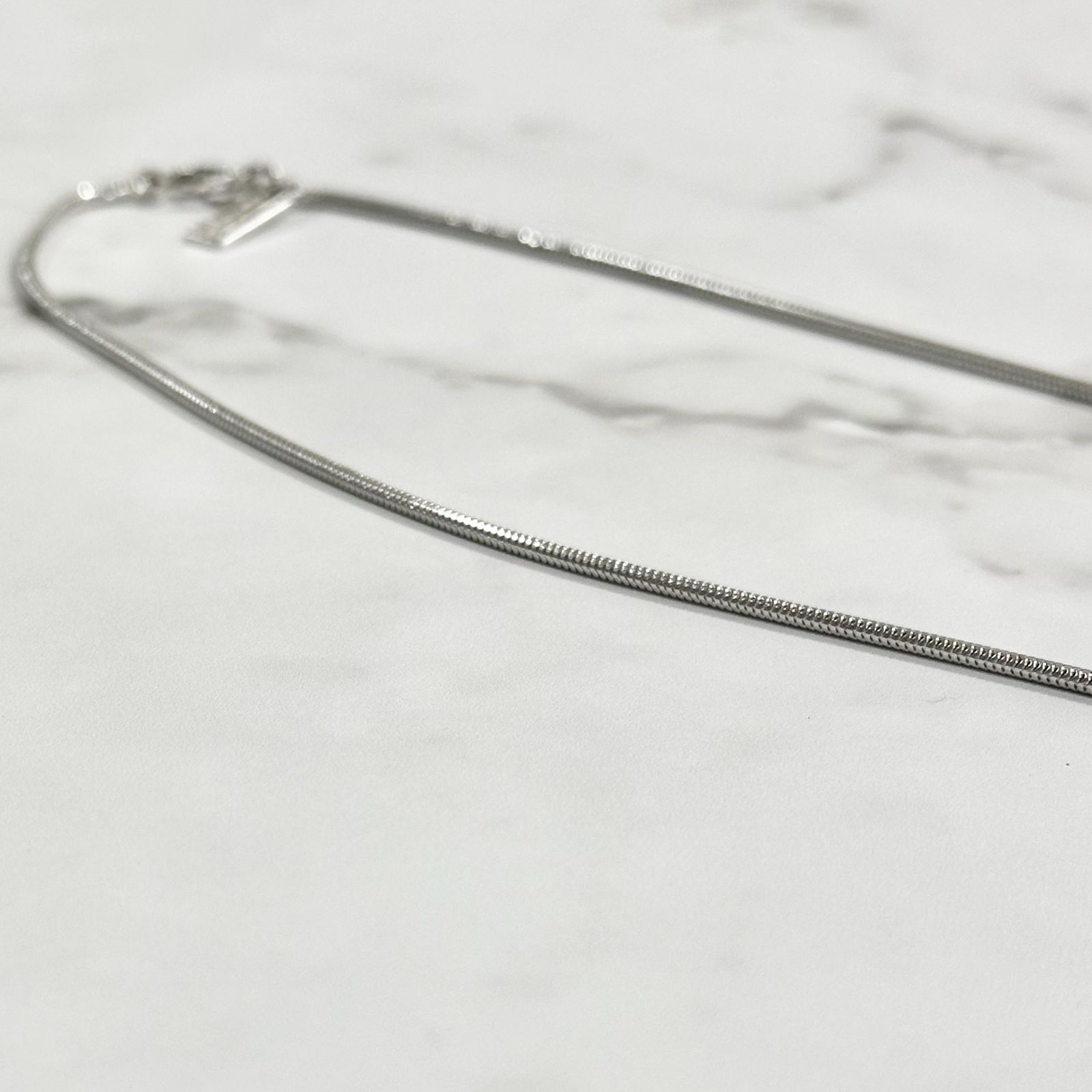 【着用1回】SAINT LAURENT シルバーチェーン　カサンドラ 着用1回】SAINT LAURENT シルバーチェーンカサンドラ