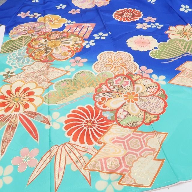 祝彩を結ぶ瑠璃の光 振袖