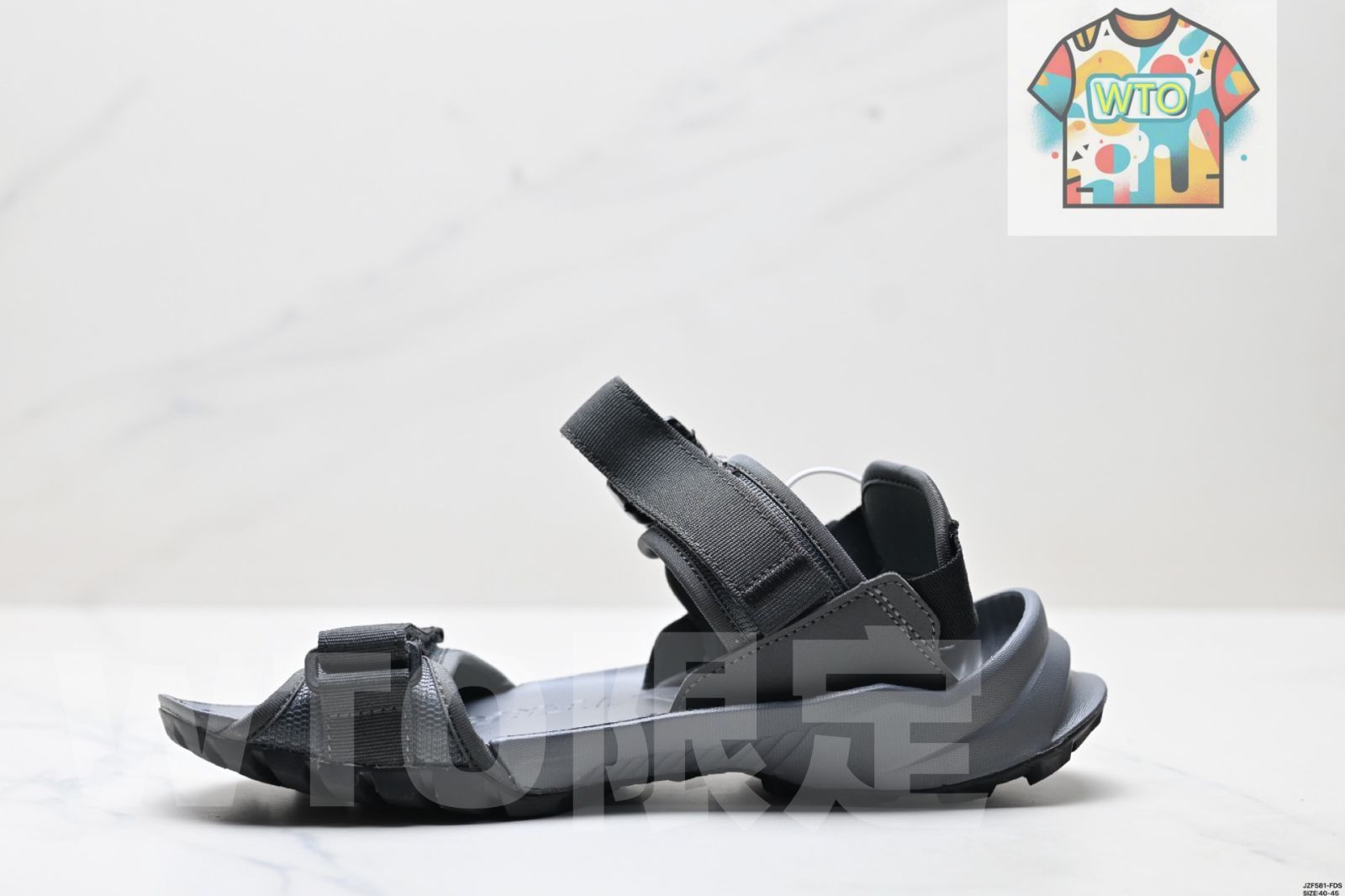 スポーツレジャーサンダル