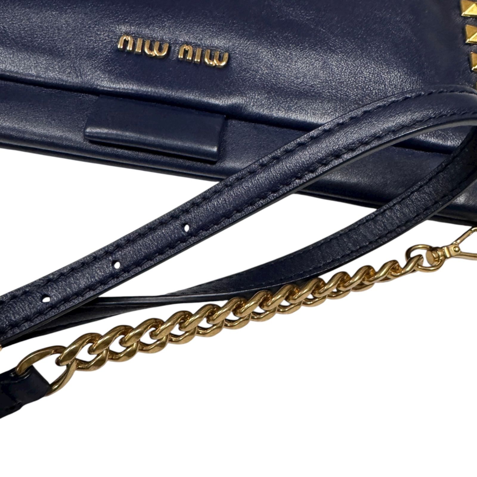 美品 miu miu ミュウミュウ 2way スタッズ チェーンショルダーバッグ 