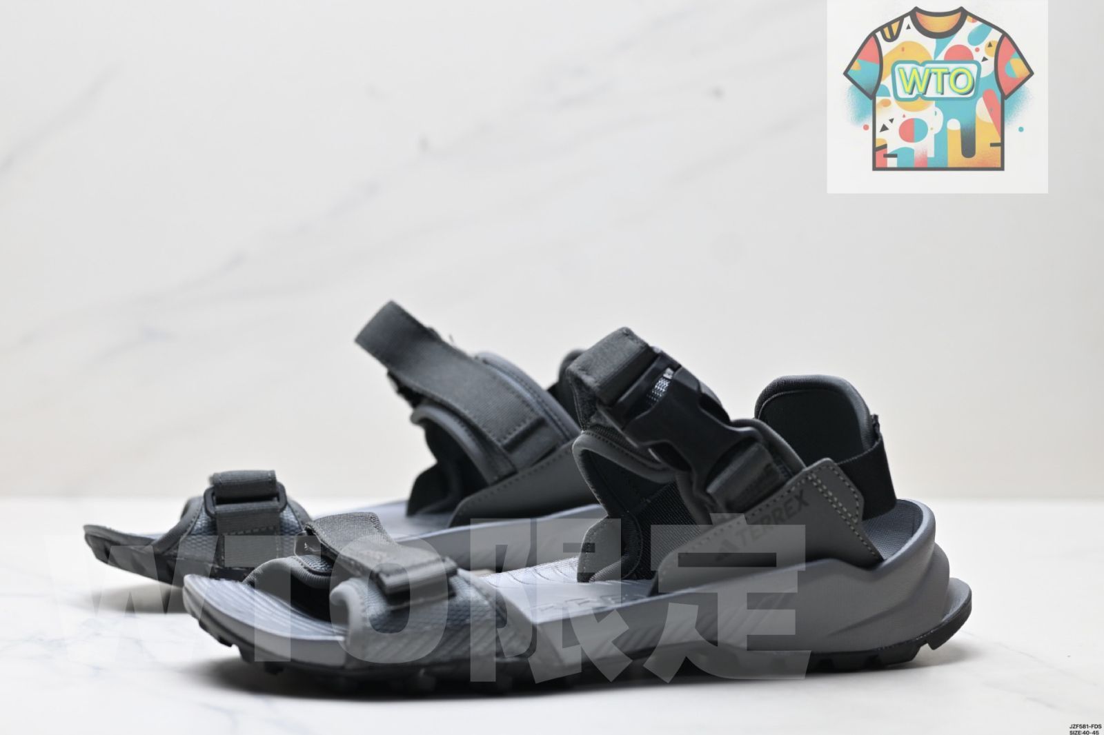 アウトドアハイキング