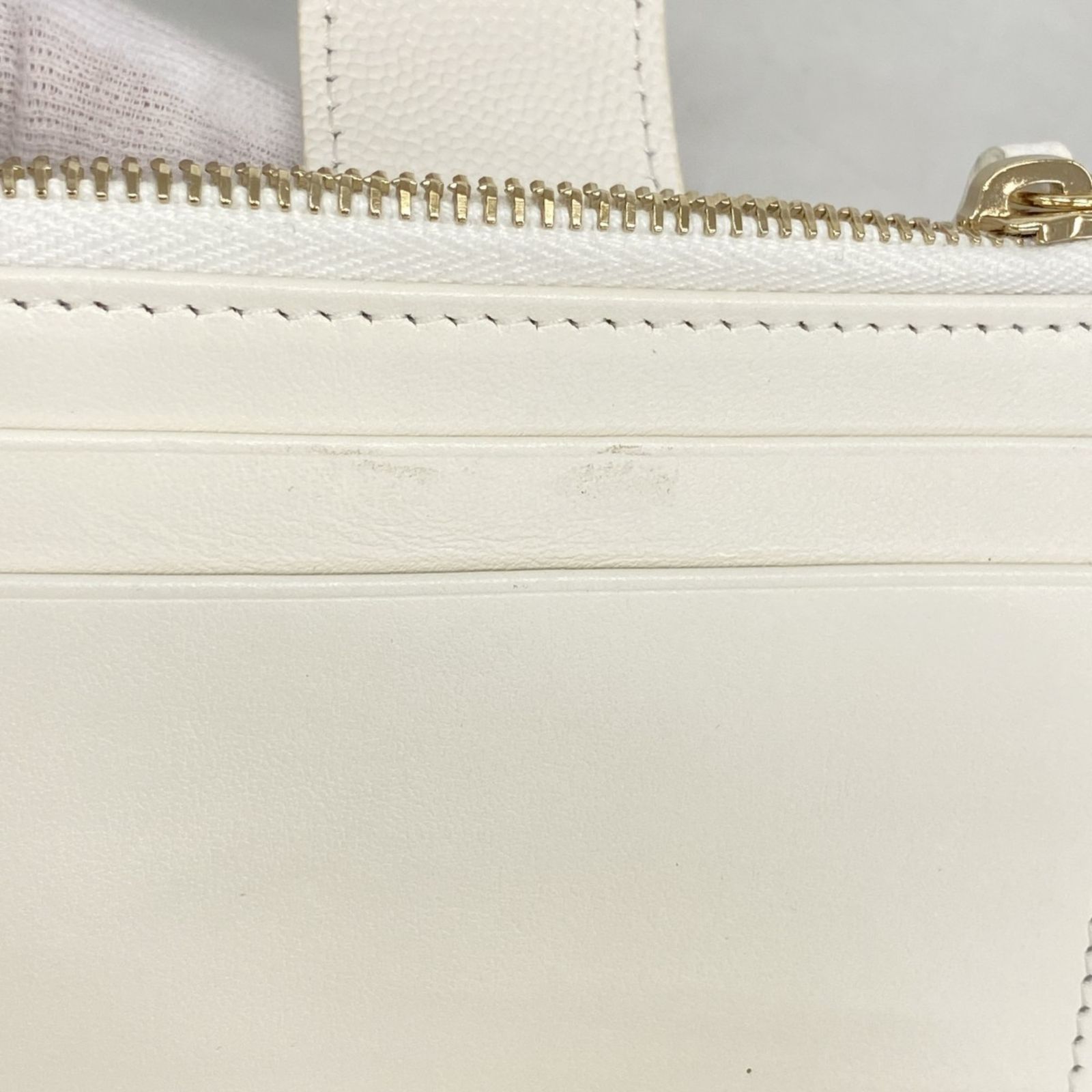 キャビアスキン ホワイト