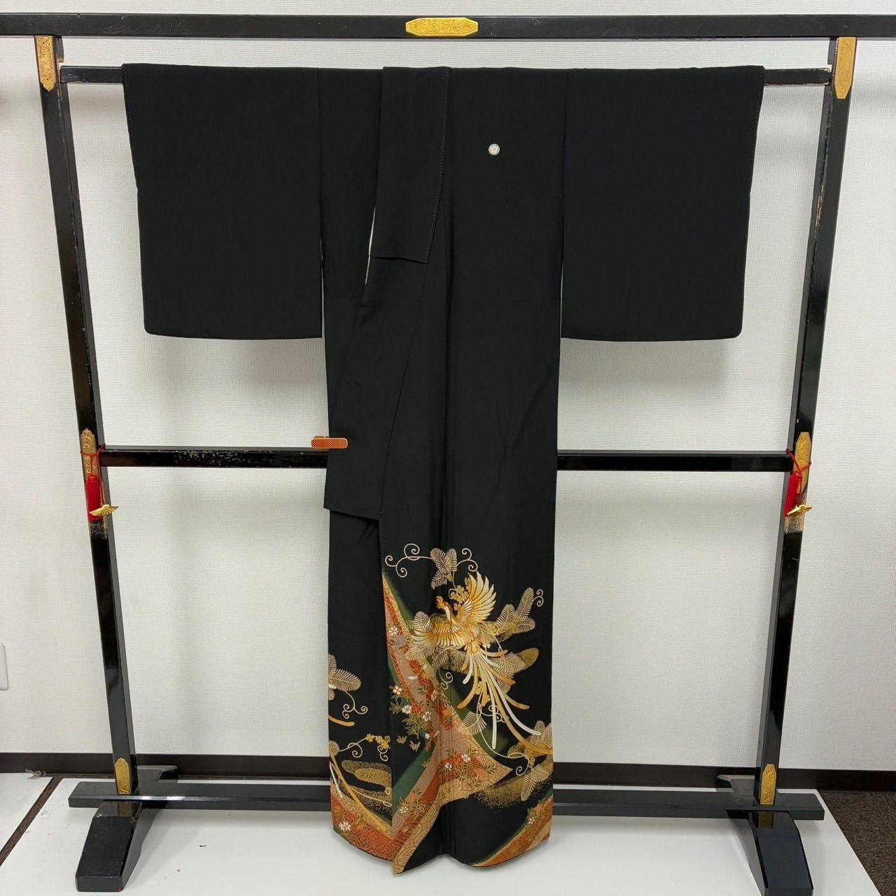 黒留袖 金駒刺繍 鳳凰 本金箔 裄67 豪華金彩 正絹 着物 MK-1051 - メルカリ