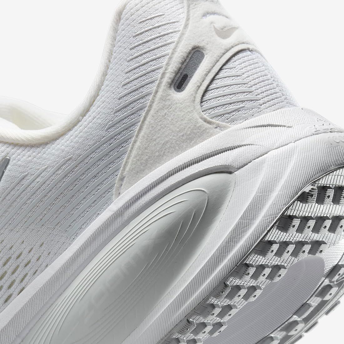 サミットホワイト メタリックシルバー