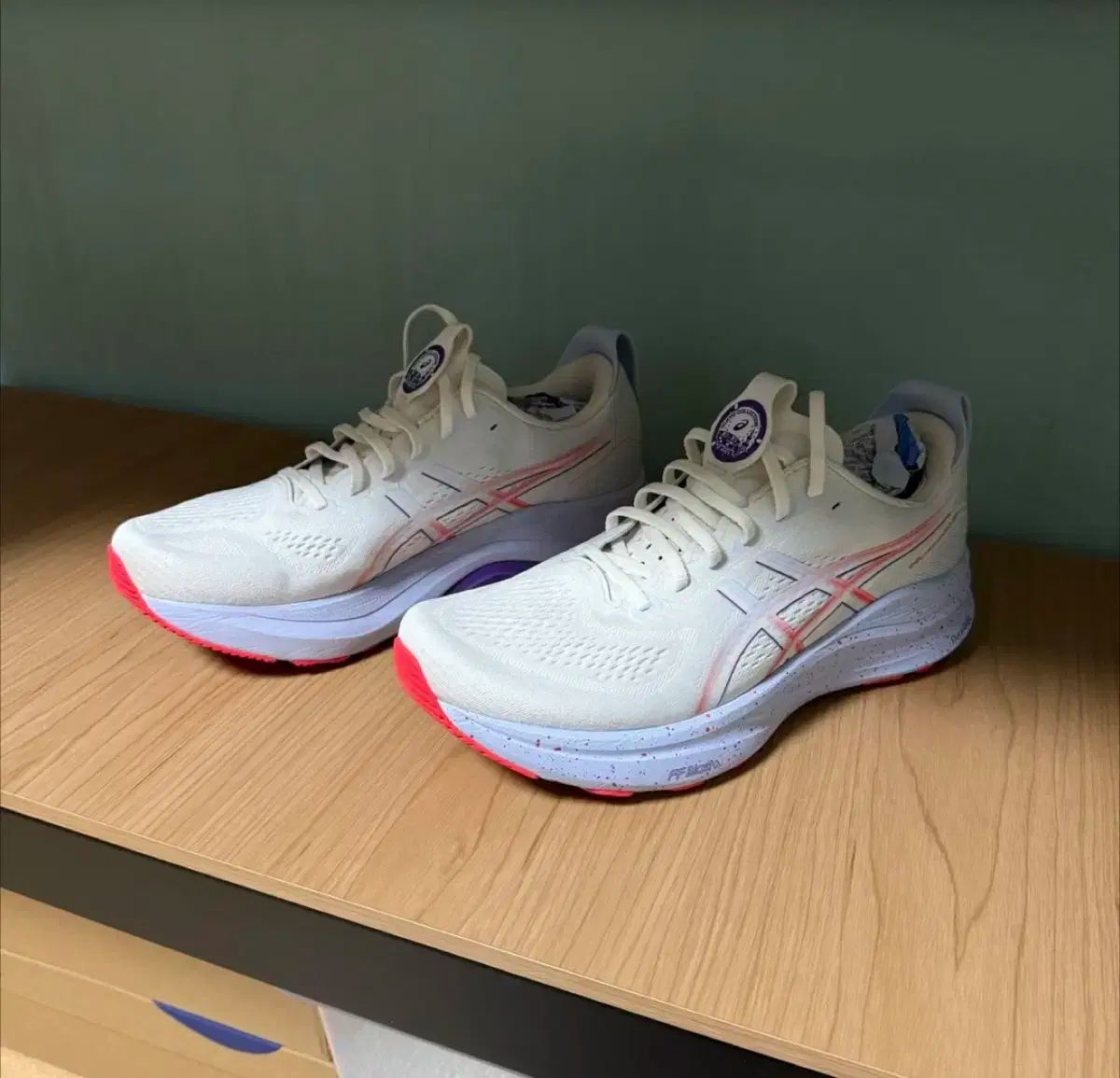 アシックス ゲルカヤノ 32 TOKYO モデル 280