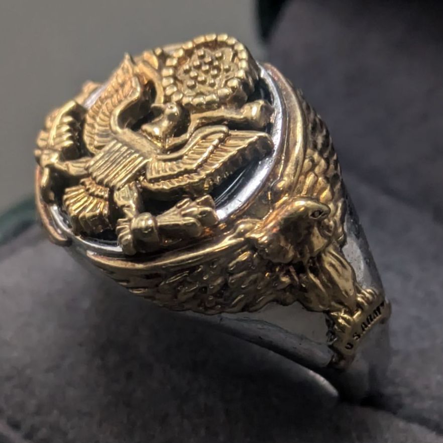U S ARMY 米軍 イーグル 紋章 リング Carroll 刻印 This We’ll Defend 24号 12 9 g