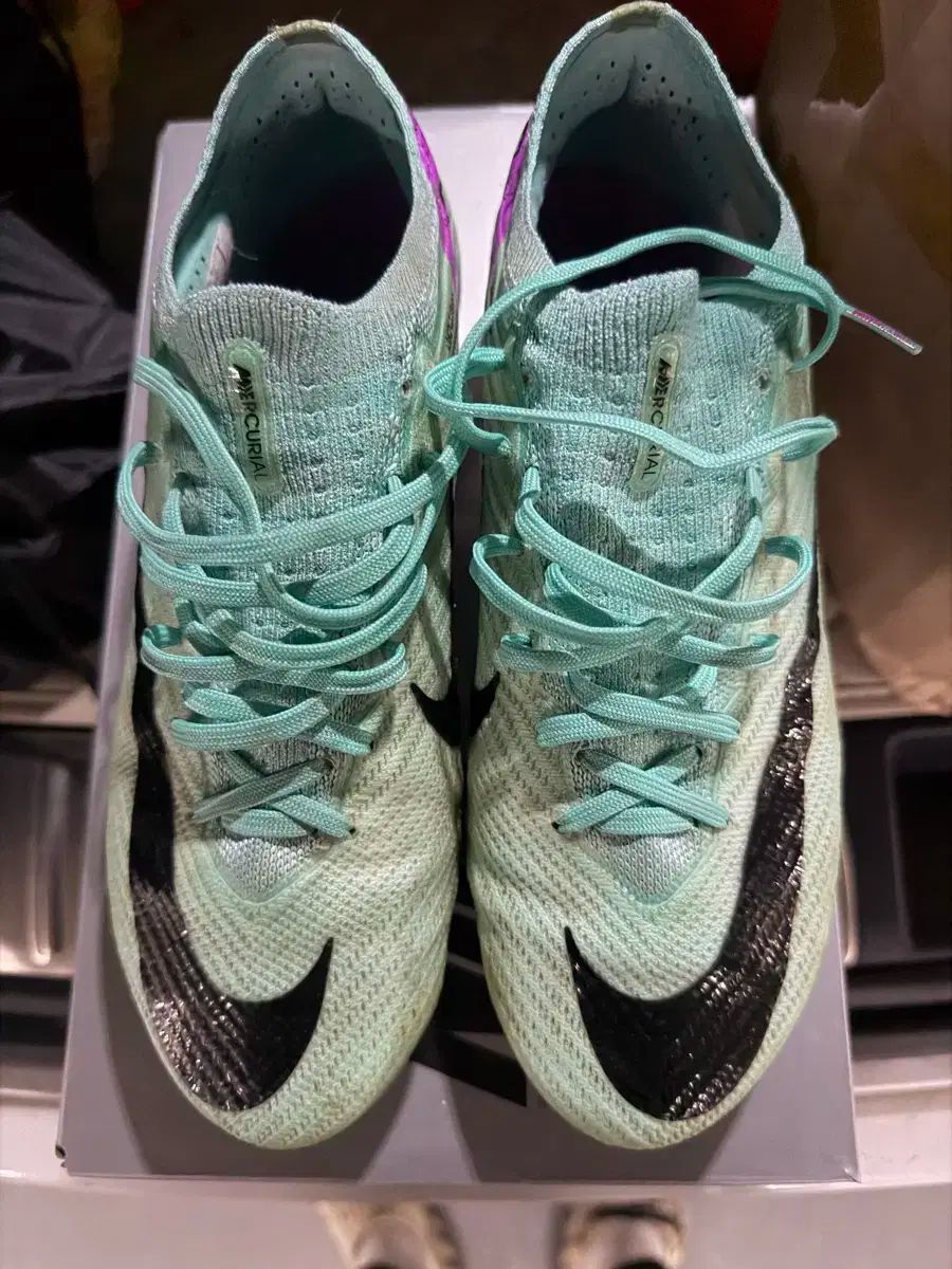 マーキュリアル ヴェイパー15 FG 255