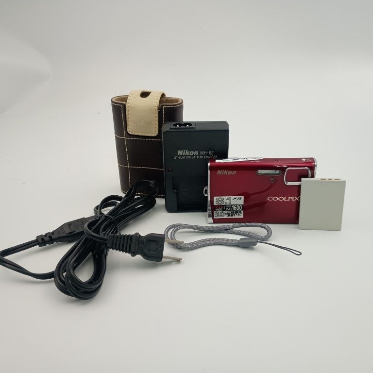 Nikon COOLPIX S51 赤色 充電器付き Nikon COOLPIX S51 赤色 充電器付き Nikon COOLPIX S51 赤色 充電器