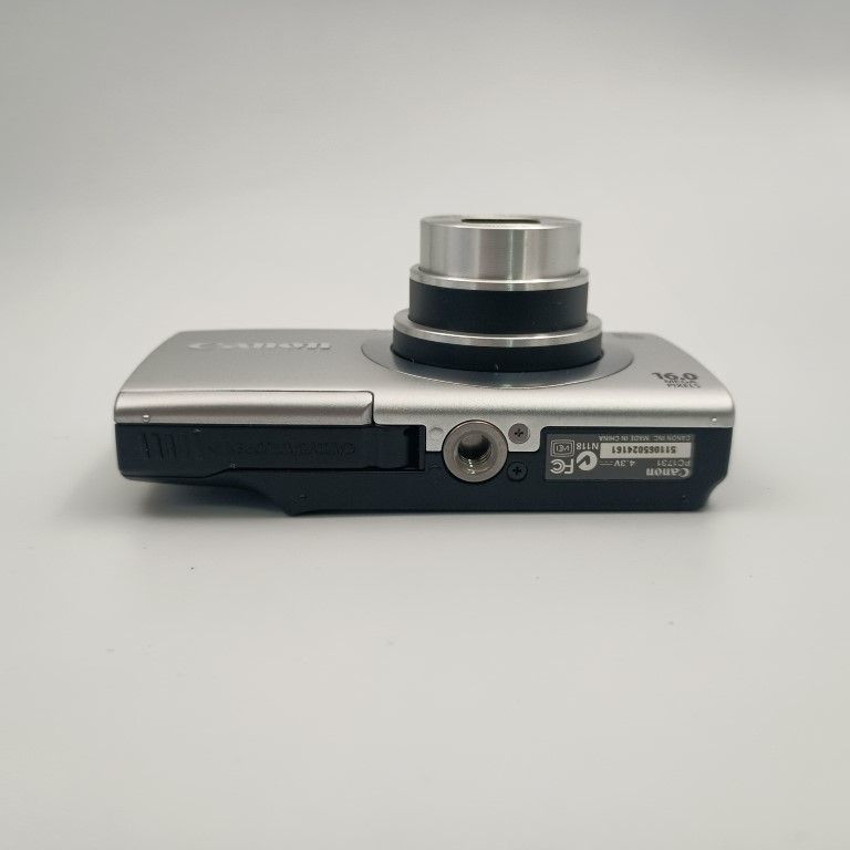 Canon PowerShot A2400 IS シルバー コンパクトデジタルカメラ - メルカリ