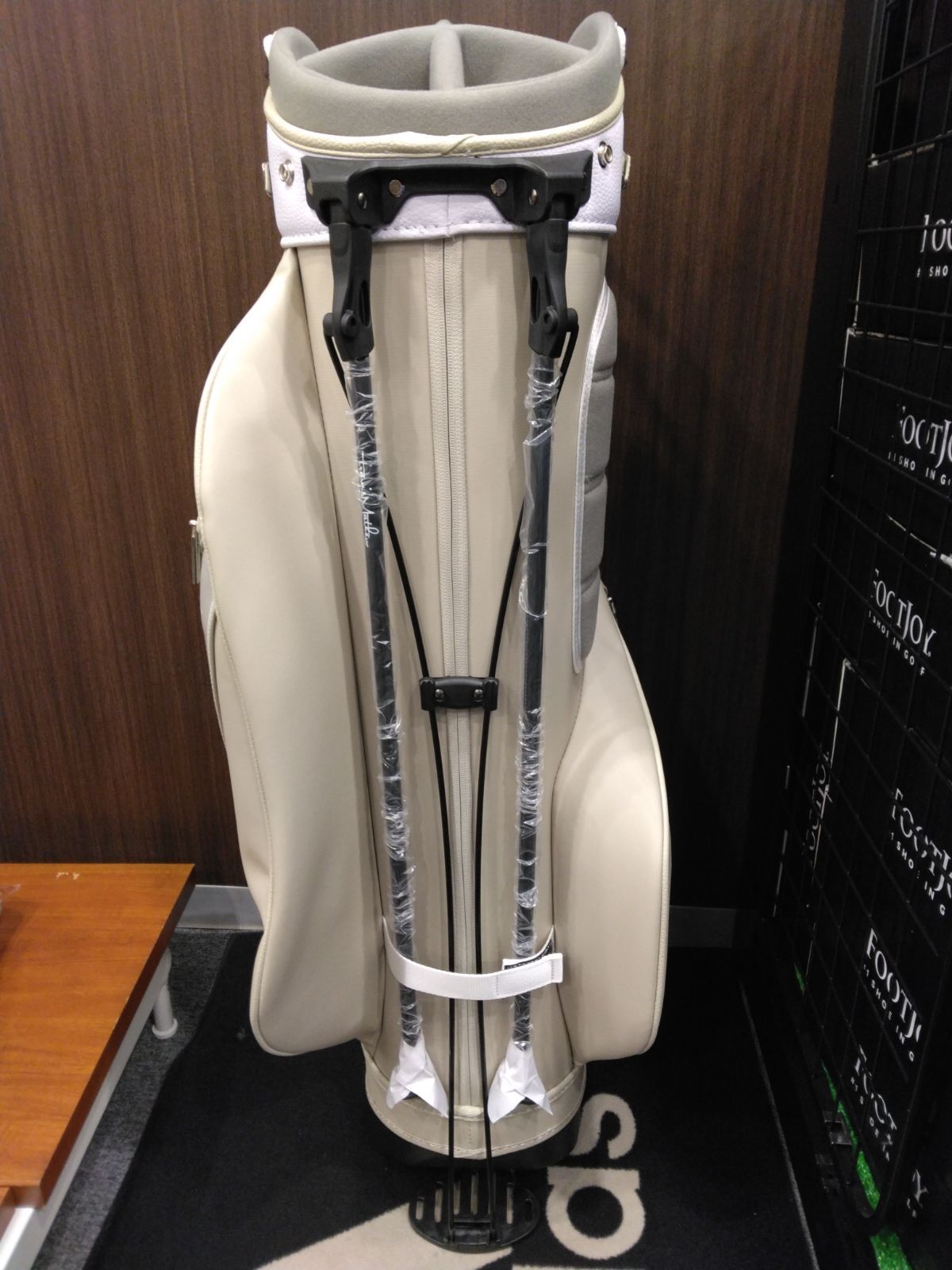 ゴルフ TravisMathew