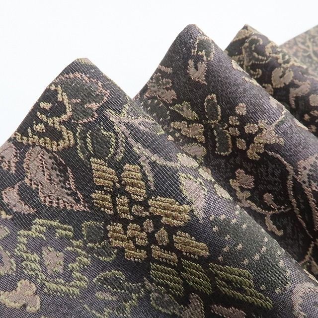 ❁tomihisa❁ さが美謹製 前田仁仙 落款 更紗 着物 正絹 仕付け糸付 レースのような雰囲気で独特の鼓動を打つ花や鳥”お召 5002