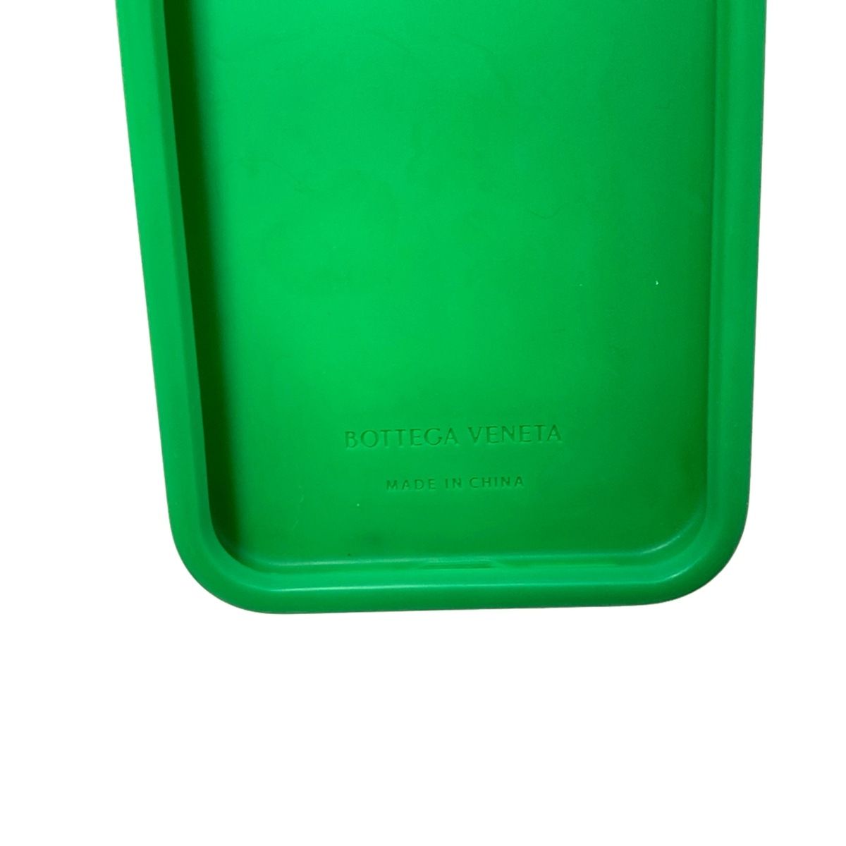 BOTTEGA VENETA(ボッテガヴェネタ) 携帯電話ケース マキシイントレ
