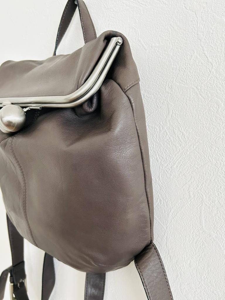 kawa-kawa カワカワ がま口リュック グレー カジュアル お出掛け み 6460191