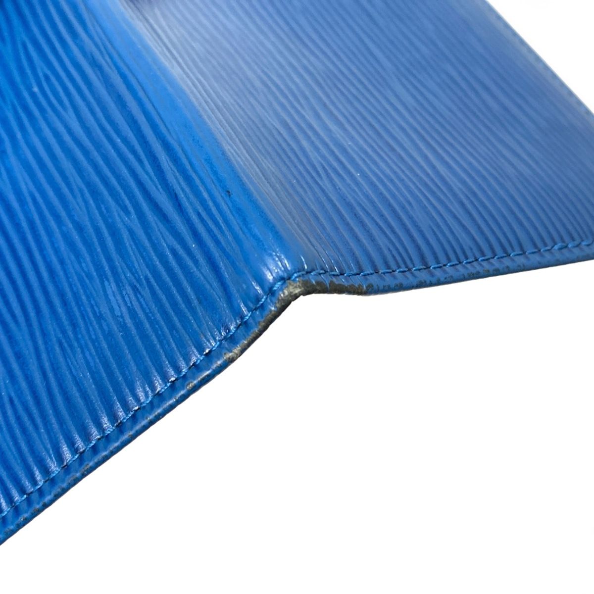  LOUIS VUITTON ルイヴィトン パスケース エピ ポルト2カルトヴェルティカル M 63205 トレドブルー レザー パスケース 定期入れ 小物