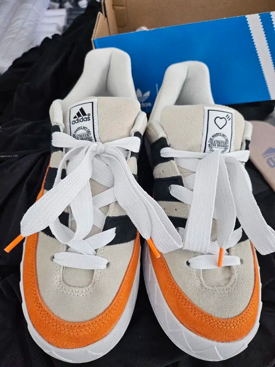 アディダス Adimatic HUMAN MADE コラボ スニーカー 280