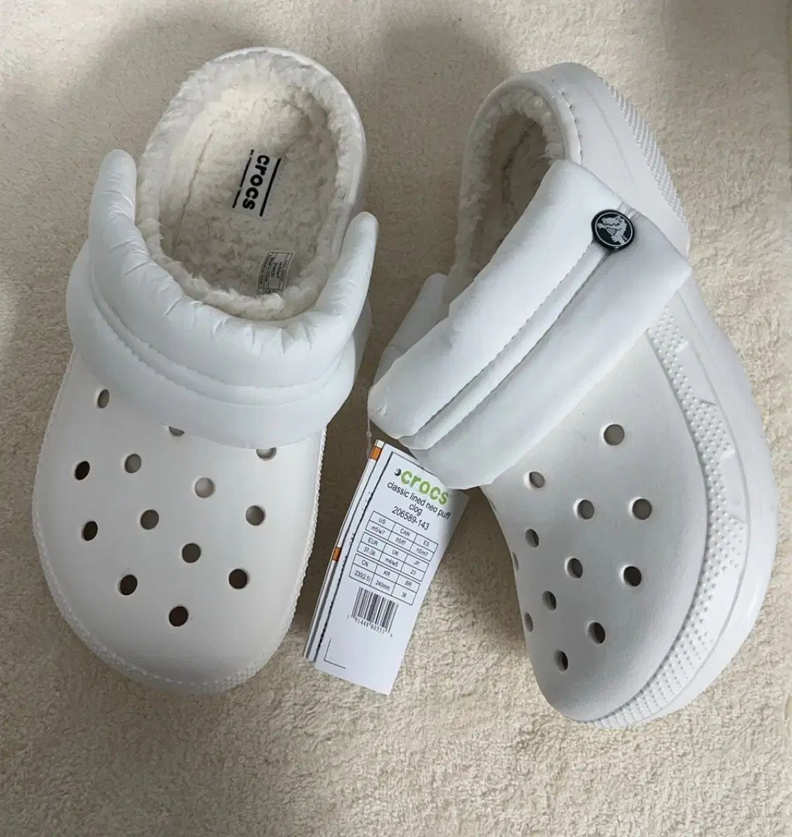 M 5 W 7 Crocs Classic Neo-Puff klogg 240 サイズ