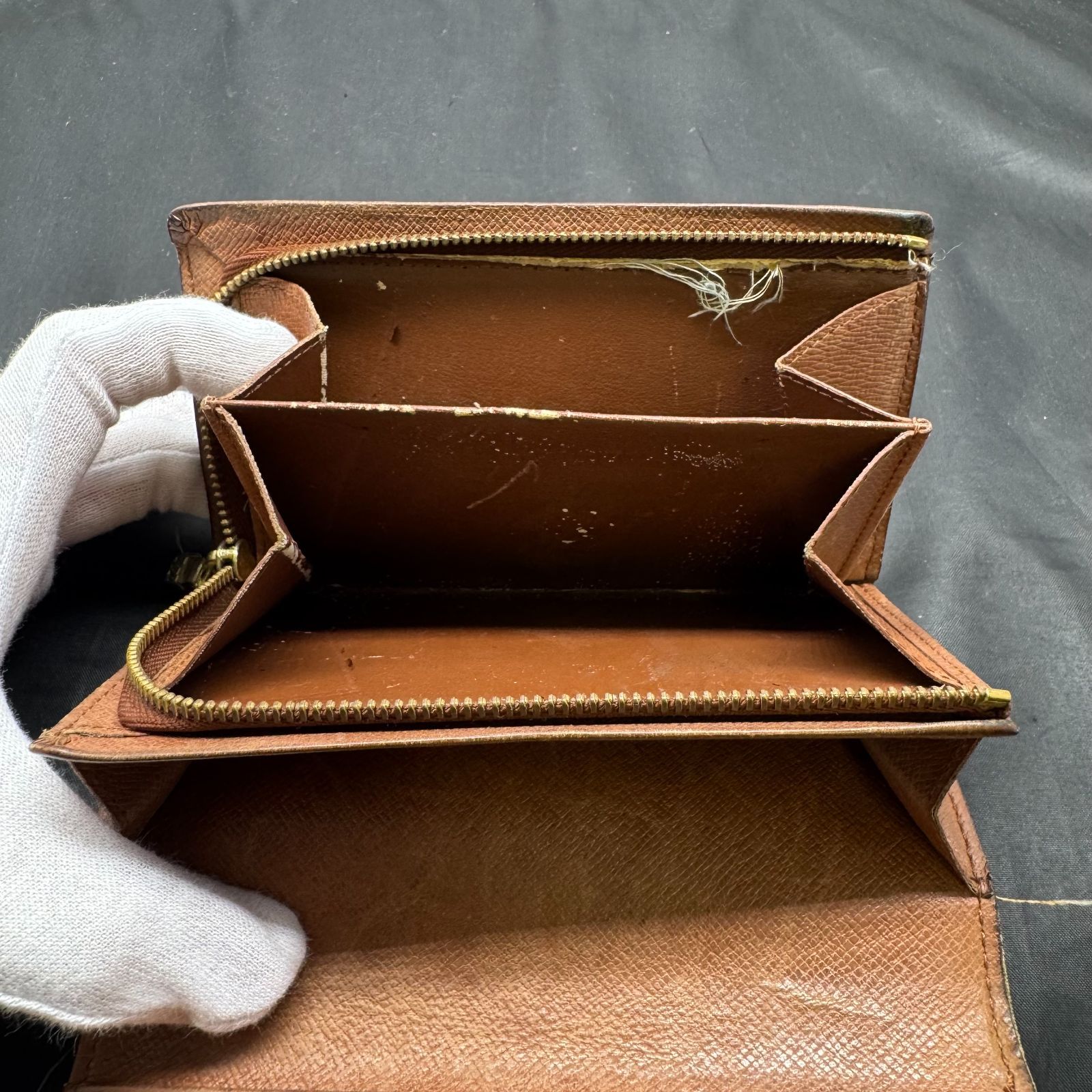 ルイヴィトン 財布 モノグラム ポルトモネビエトレゾール B25091543