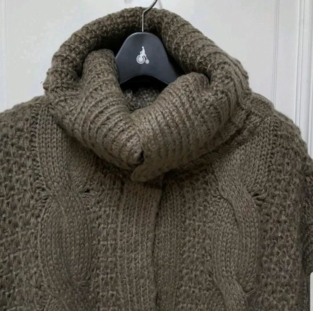 ニットカーディガン