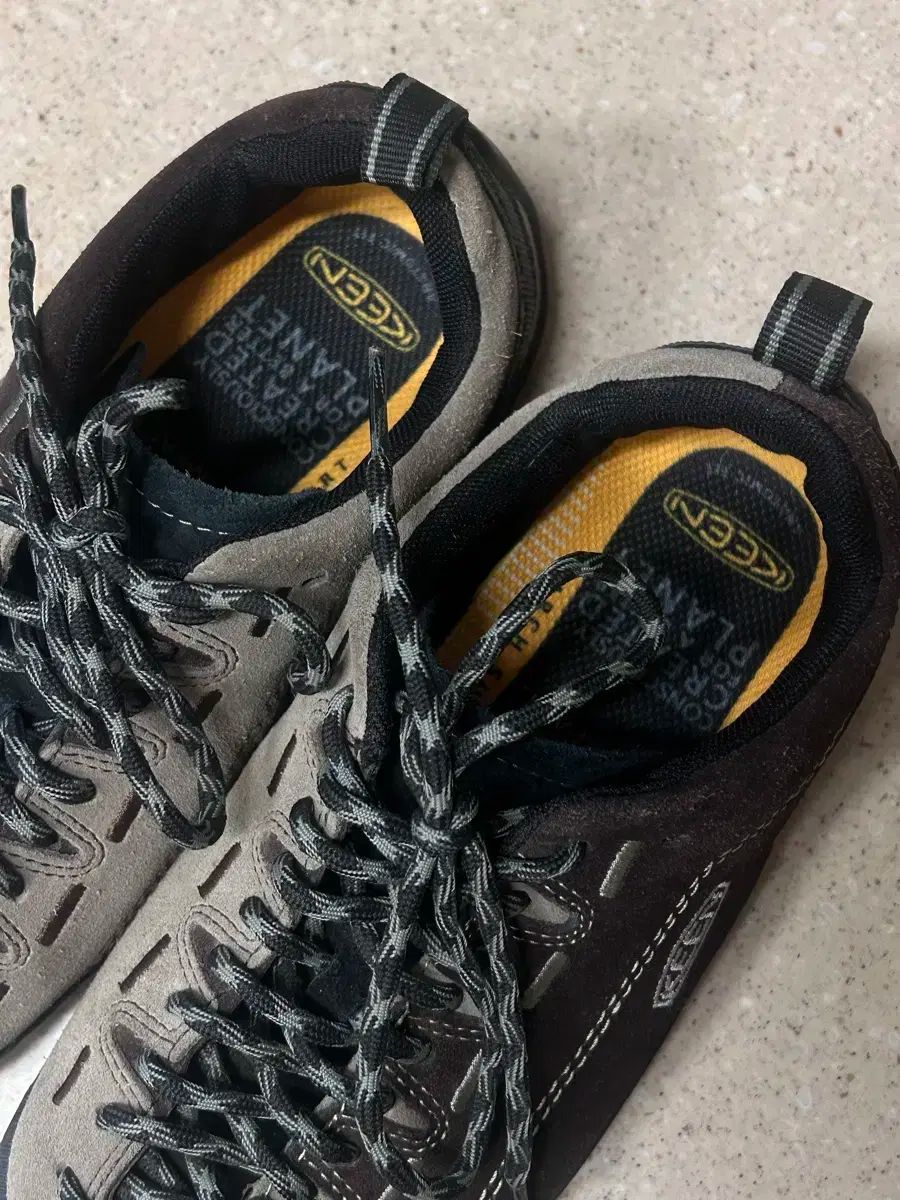 キーン ジャスパー スニーカー 245mm