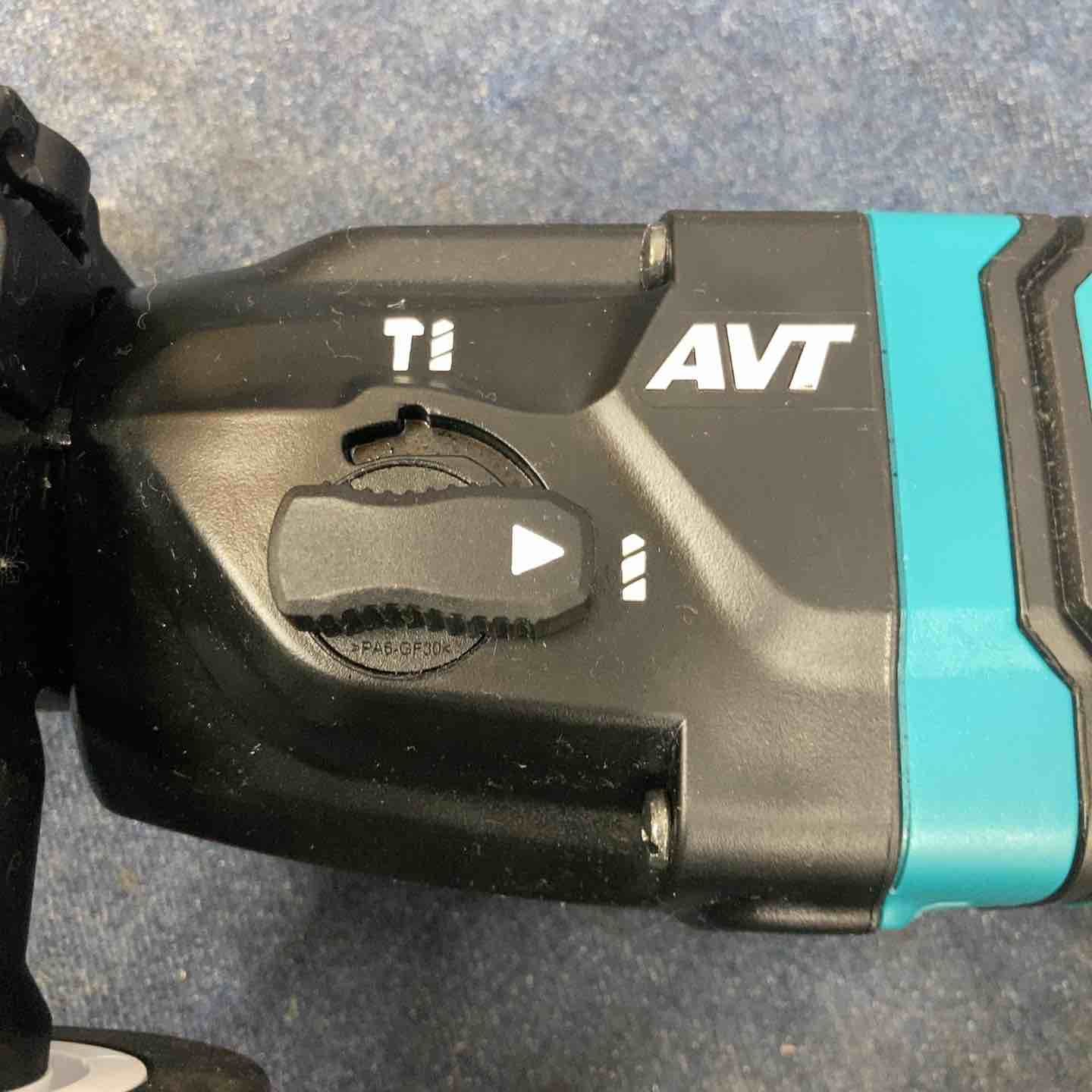 makita ハンマドリル