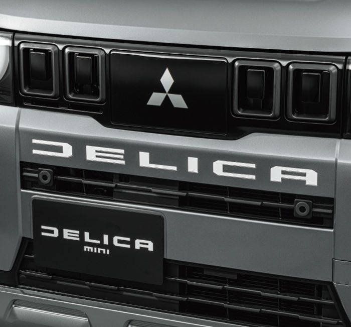 ホワイトエンブレムセット 新型デリカミニ 三菱 純正 アクセサリー