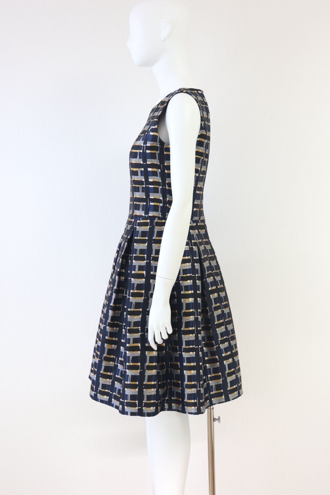 タックフ ワンピース