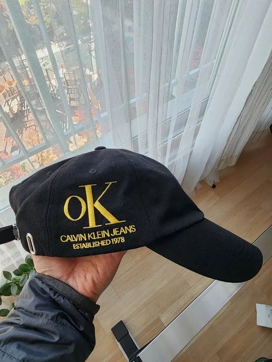 カルバン・クライン CK キャップ 帽子 (新品) 帽子 ファッション