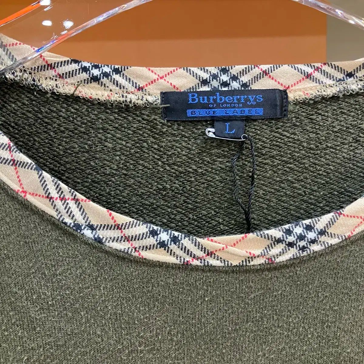 バーバリー ブルーレーベル カーキ スウェットシャツ L